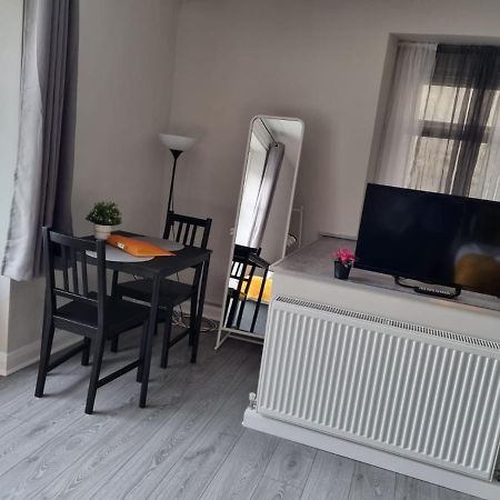 Grey Stone Studio Apartments Halifax Luaran gambar