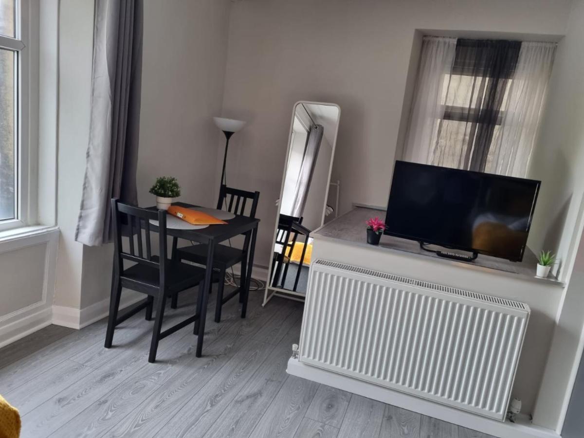 Grey Stone Studio Apartments Halifax Luaran gambar